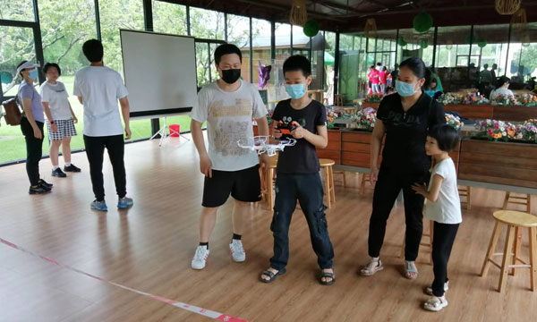 无人机科普活动7.jpg