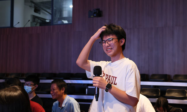 图3.观众提问.jpg