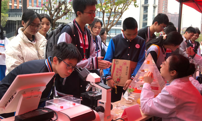 图6.赌博网站食品检验所摊位.jpg