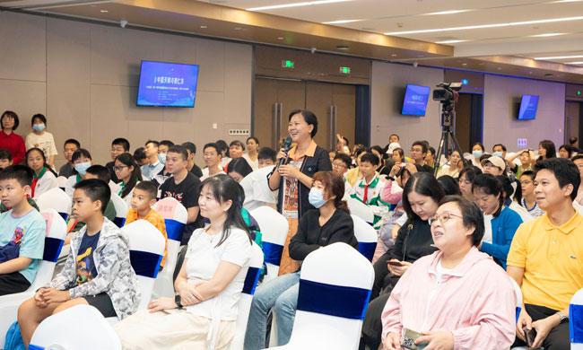 图3.现场互动4639.jpg